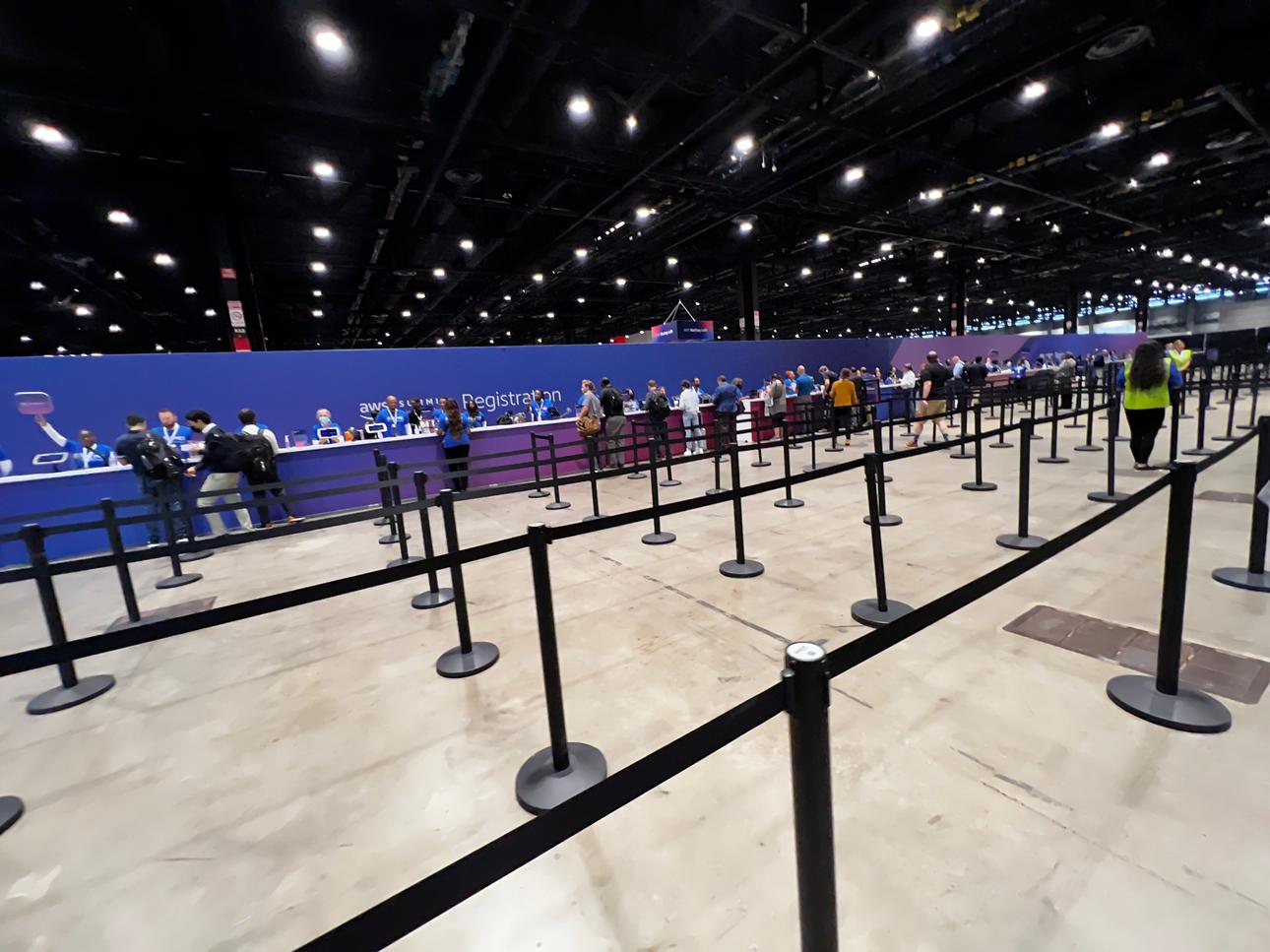 AWS Chicago Summit registration hardly has any people and plenty of free desks to check in at